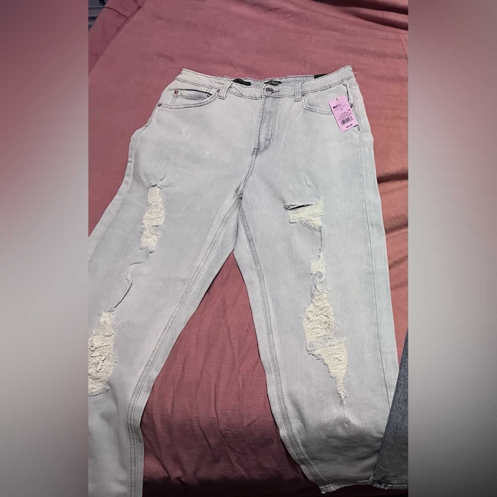 NWT Wild Fable Distressed Jeans - Size 10
